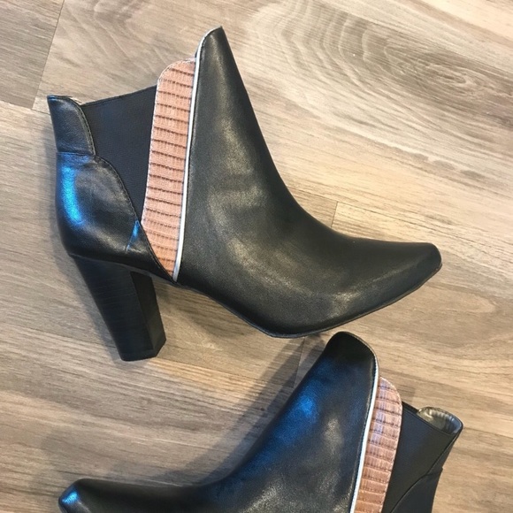 Mark. Black and Brown Heeled Booties Size 9 - Picture 3 of 7